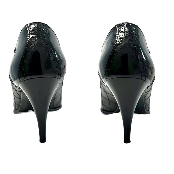 CHANEL BLACK PATENT LEATHER & QUILTED LEATHER OXFORD BROGUE BOOTIES HEELS - Picture 15 of 16